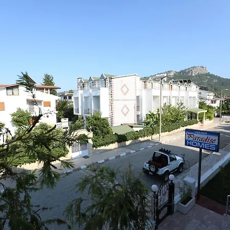 Paradise Hotell 3*